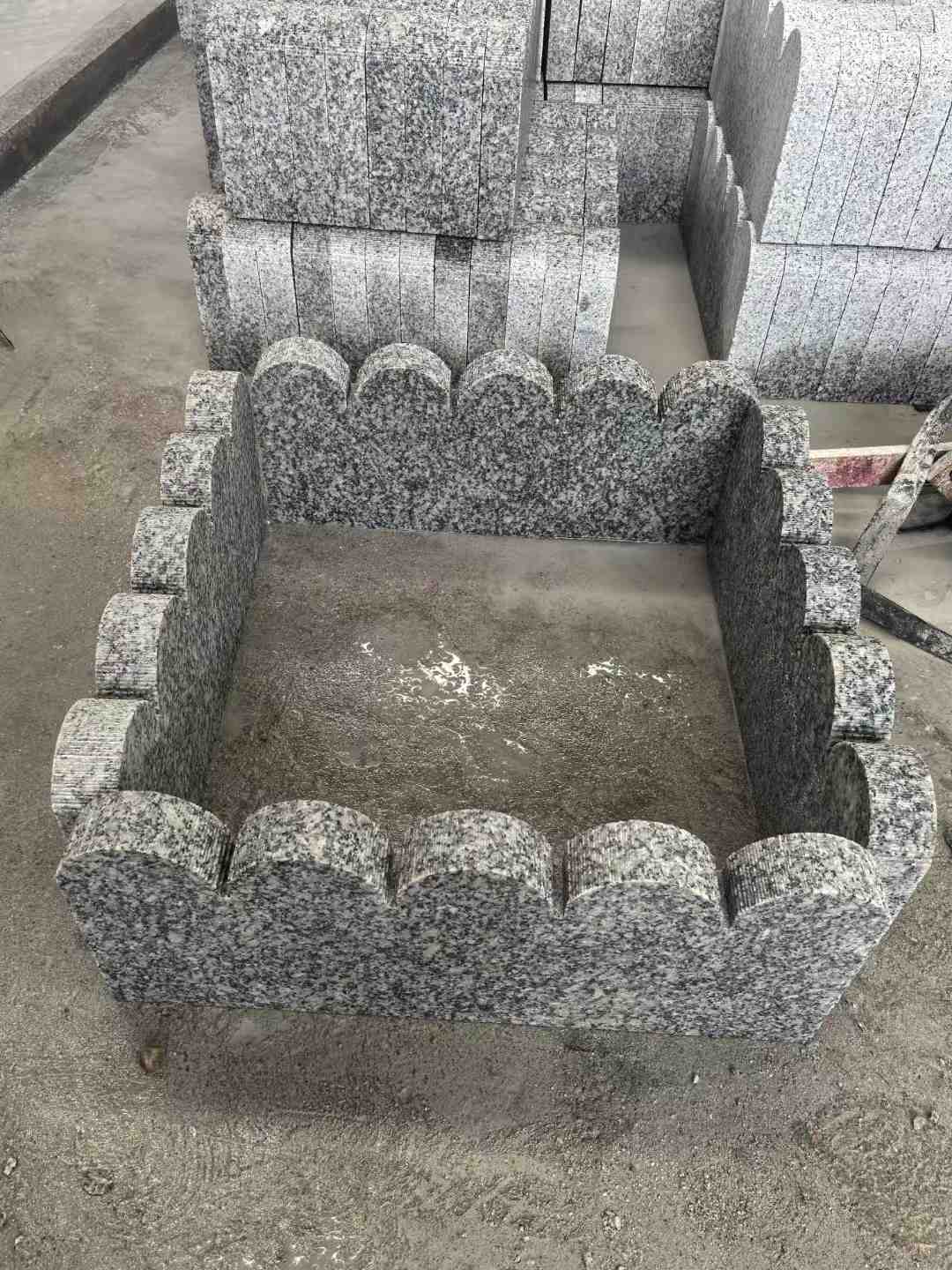 东莞 花边石、花坛围栏石、花池界石、菜园栅栏石、镶边石、波浪状界石介绍