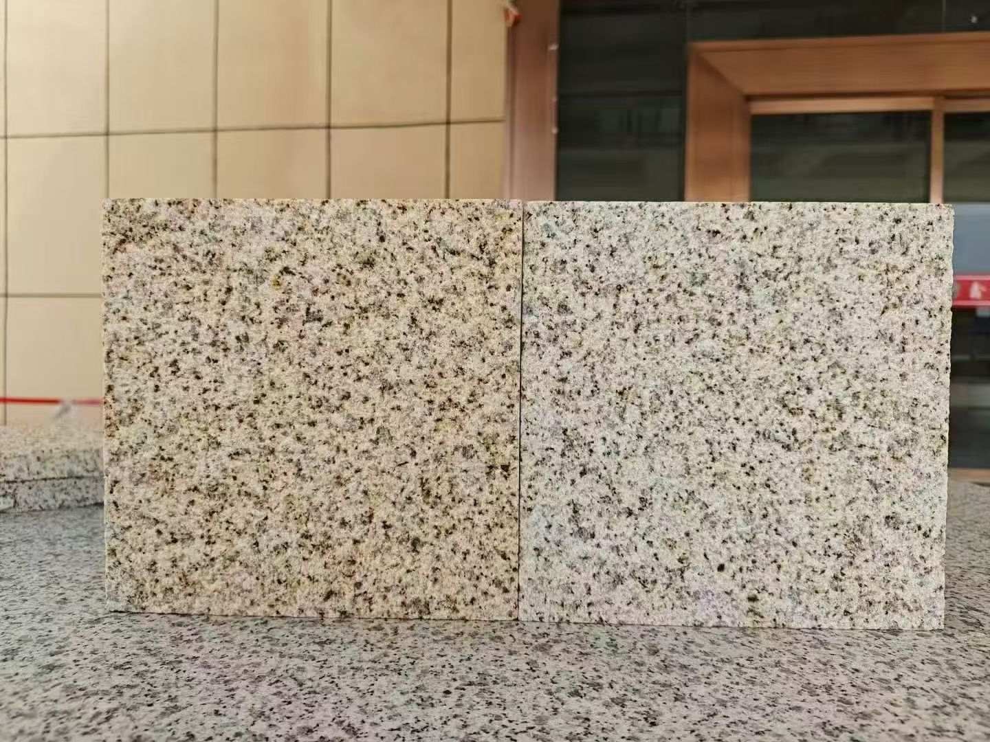 东莞 黄金麻荔枝面，中黄与浅黄