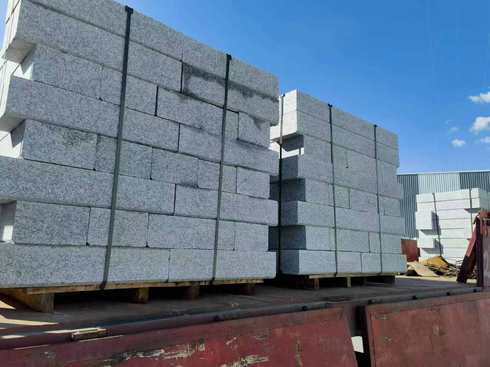 东莞 路沿石装车出货