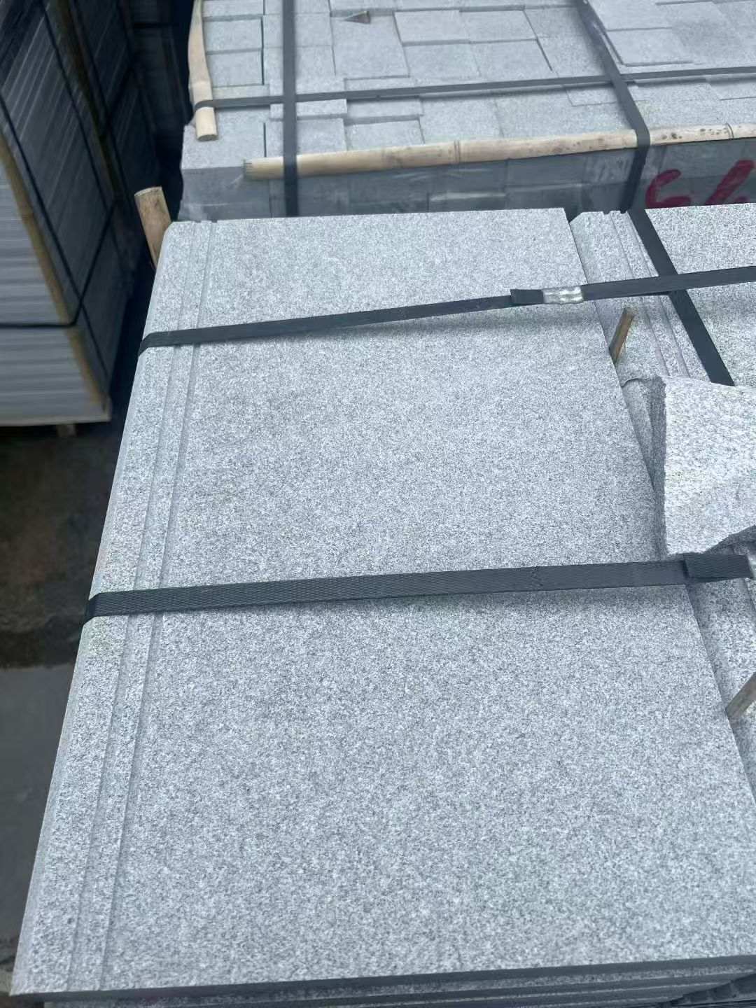 东莞 芝麻灰火烧面拉槽台阶